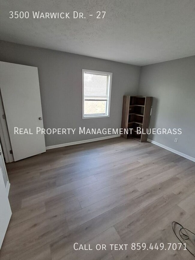 Building Photo - 3500 Warwick Dr