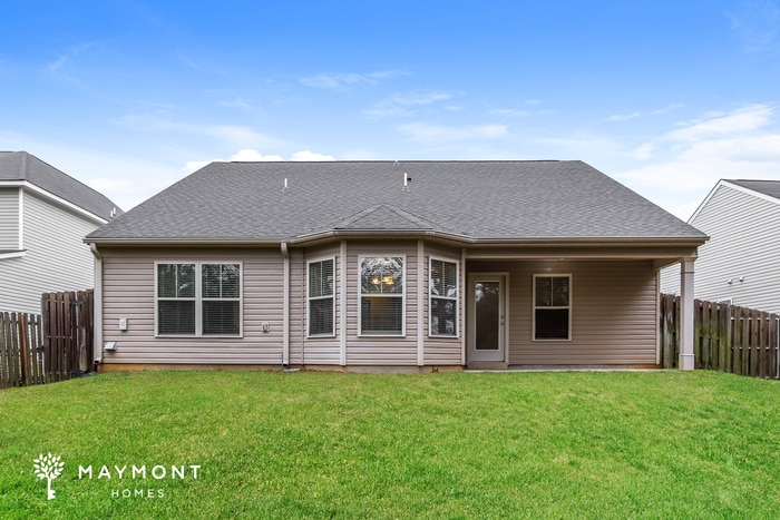 Building Photo - 2457 Newbury Ave