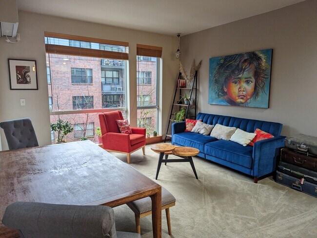 Building Photo - 1125 NW 9th Ave