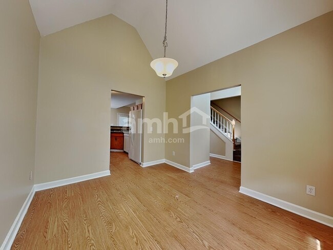 Building Photo - 3805 Lodgepole Ln