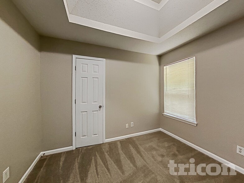 Building Photo - 5849 Black Top Way