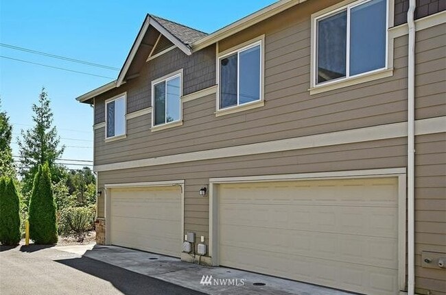 Building Photo - 14031 34th Dr SE