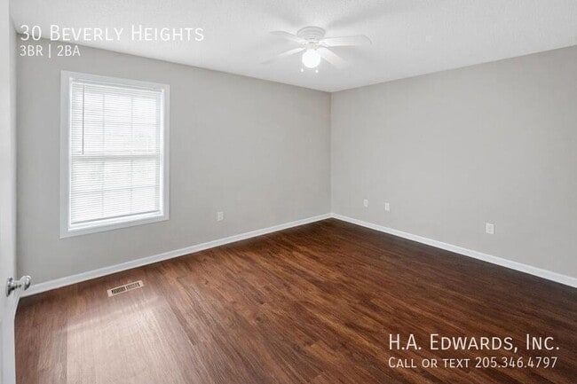 Building Photo - 30 Beverly Heights