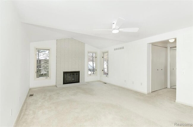 Building Photo - 1360 Bramblebush Run