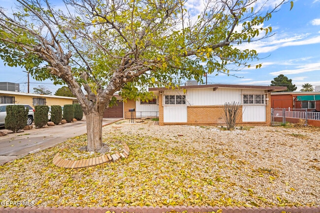 Building Photo - 5113 Jerry Dr