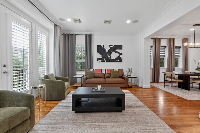 Building Photo - 620 Rutland St