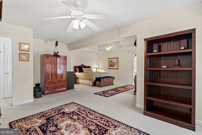 Building Photo - 643 Millrun Ct