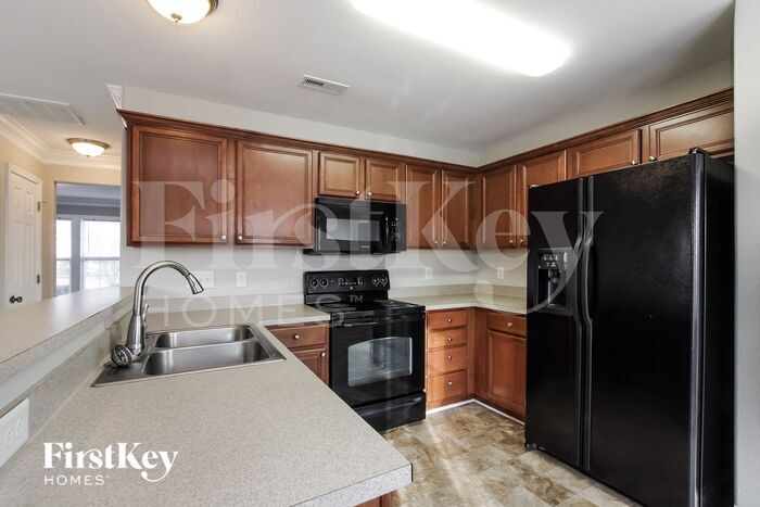Building Photo - 13421 Stones Landing St