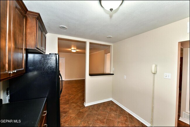 Building Photo - 7830 Basswood Ave