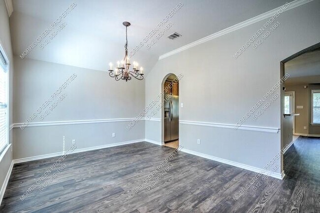 Building Photo - 138 Justin Leonard Dr