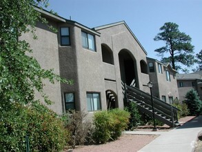 Building Photo - Tonto Oaks