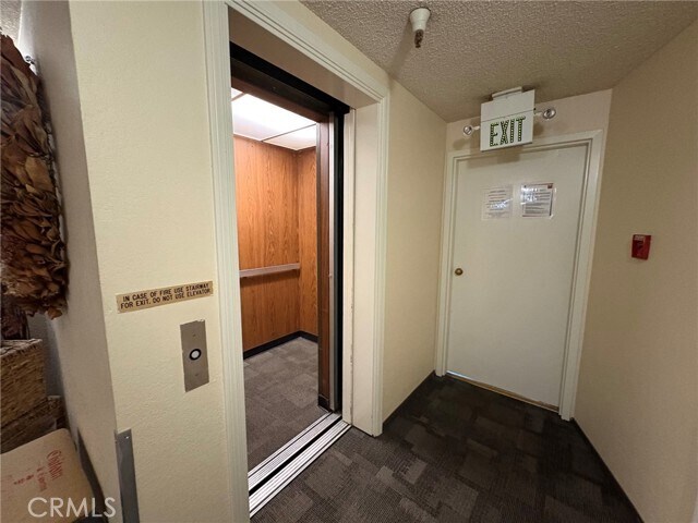 Building Photo - 735 El Camino Real