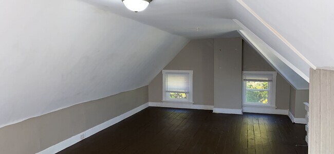 Building Photo - 2009 Ryan Ave