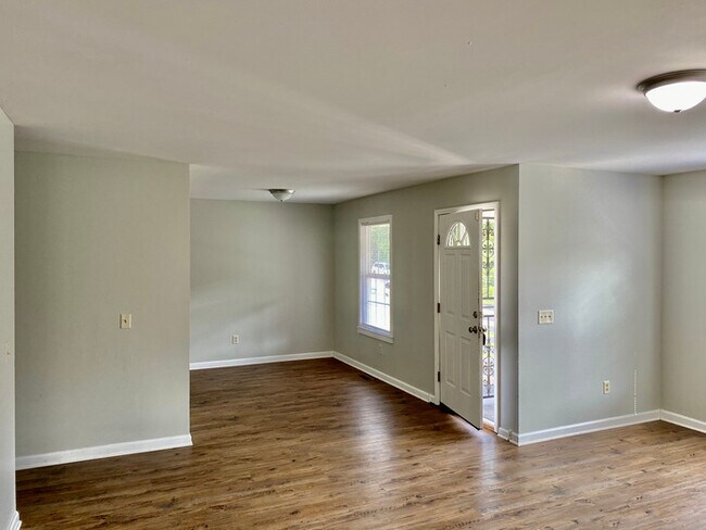 Building Photo - 6316 Walden Ave