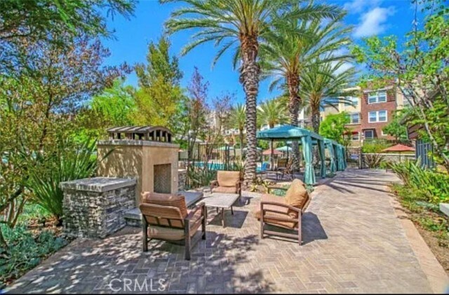 Building Photo - 34 Midtown Dr