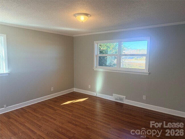 Building Photo - 5226 Indian Trail Fairview Rd