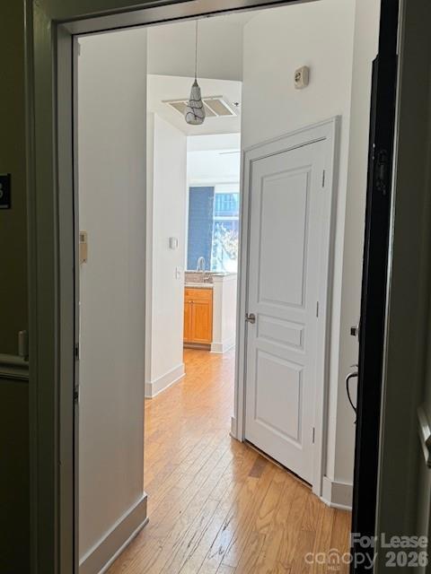 Building Photo - 115 E Park Ave