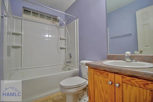 Building Photo - 88 Arbor Ridge Way