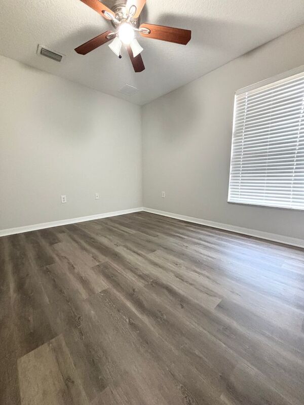 Building Photo - 3048 Verbena Dr