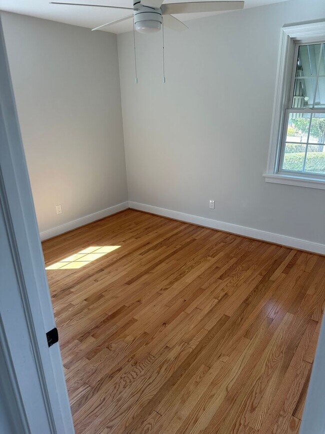 Building Photo - Renovated 3 bedroom 1 bath brick ranch