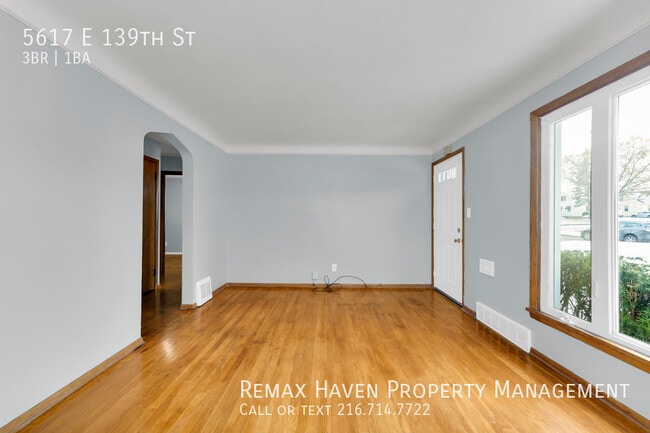 Building Photo - 5617 E 139th St