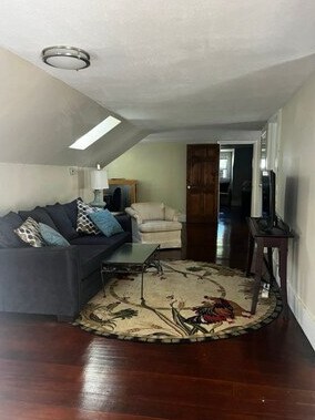 Building Photo - 142 Page Rd