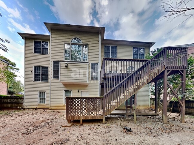 Building Photo - 4727 Cedar Wood Dr SW