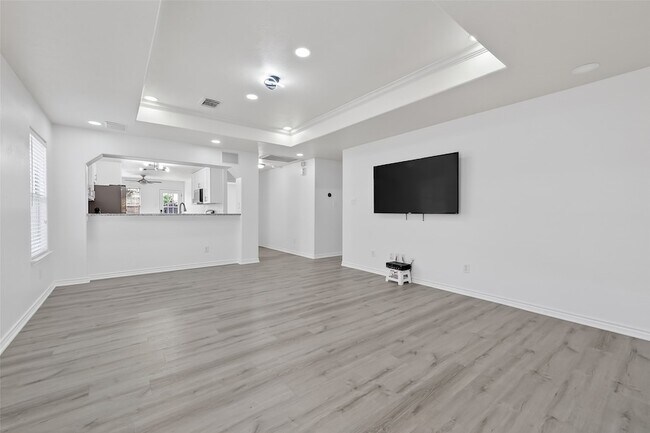 Building Photo - 9111 Grand Villa Ln