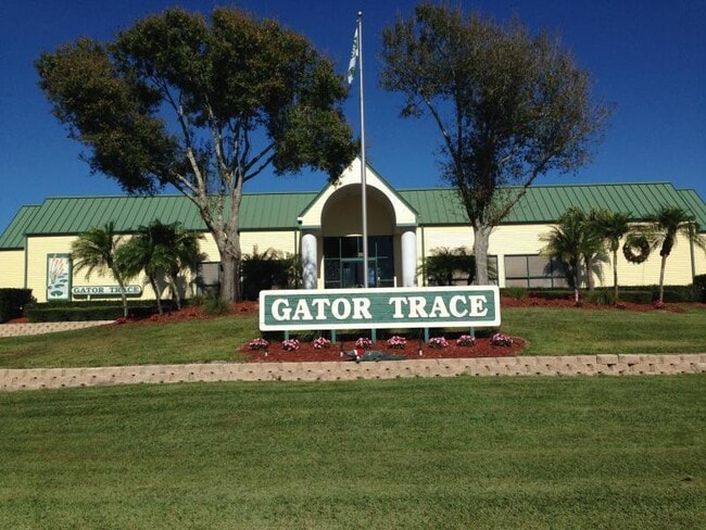 Building Photo - 4240 Gator Trace Ave