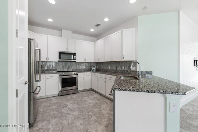 Building Photo - 621 Beach Bum Blvd