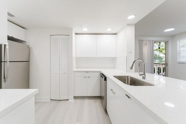 Building Photo - 20889 St Andrews Blvd