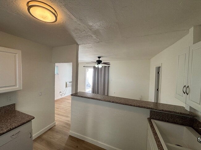 Building Photo - 8060 Kyle St