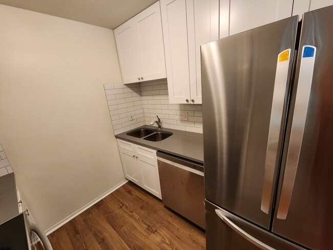 Building Photo - Brand new beautifully renovated Condo with...
