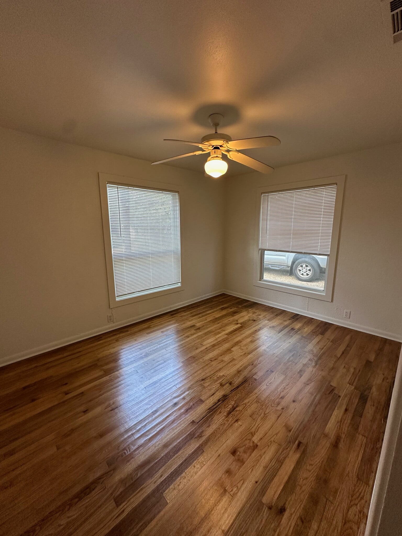 Bedroom 1 - 1213 Lindsey Street