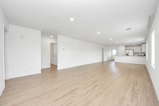 Building Photo - 10910 Bright Beacon Dr