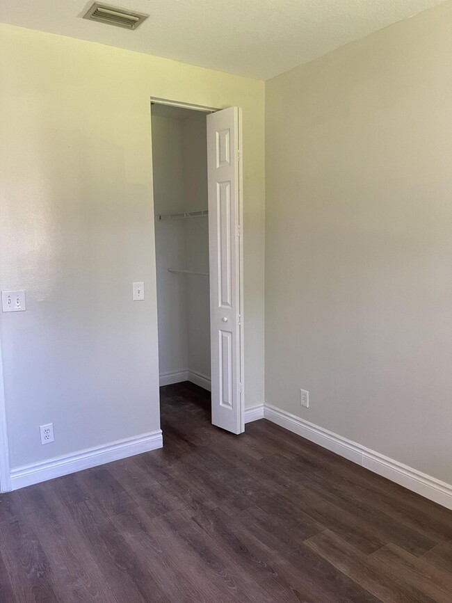 Building Photo - 4282 Berkshire Wharf Dr