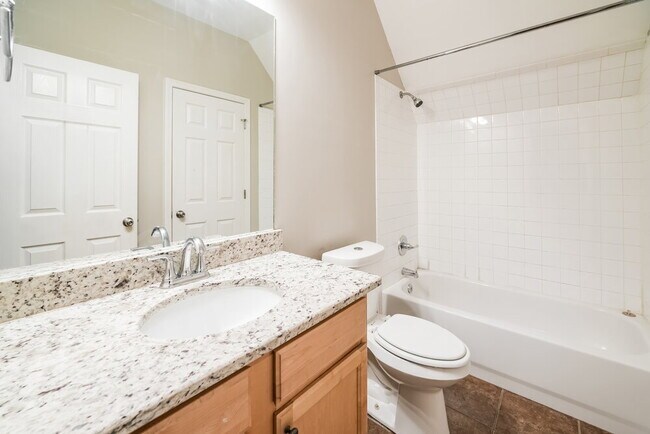 Building Photo - 88 Tapestry Ln