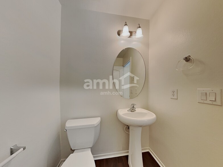 Building Photo - 7601 Seda Ct