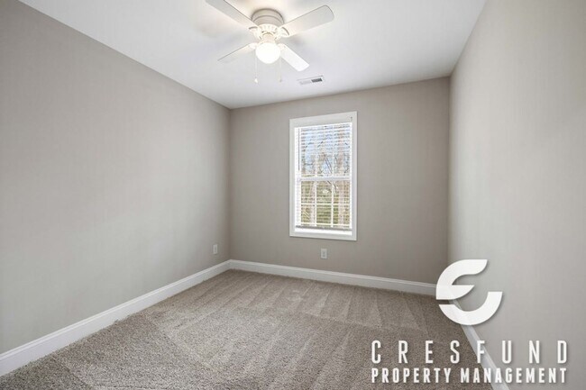 Building Photo - Don't miss out on these new construction Luxury Townhomes on the Lake! Call about our military Sp...