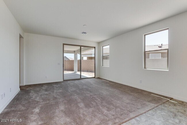 Building Photo - 1674 N Hester Trail