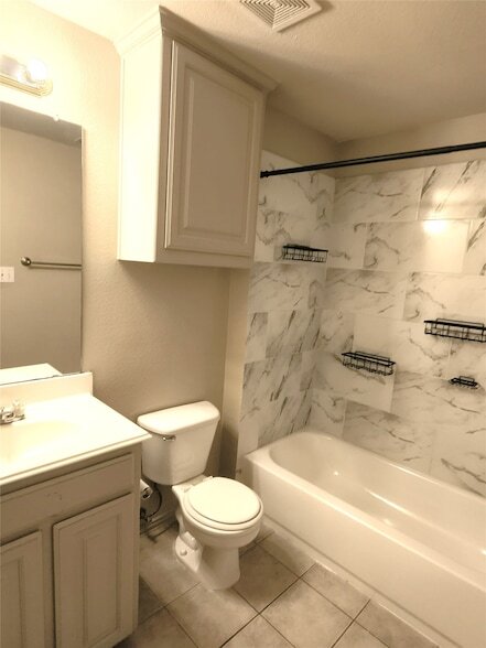 Building Photo - 5725 Swords Dr