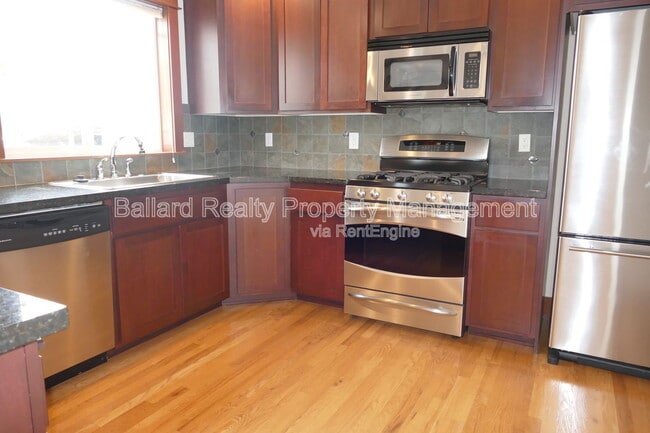 Building Photo - 913 NW 51st St