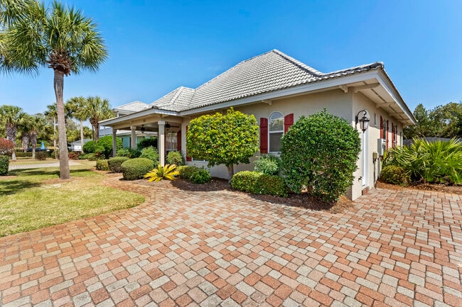 Building Photo - 25 Opal Cove