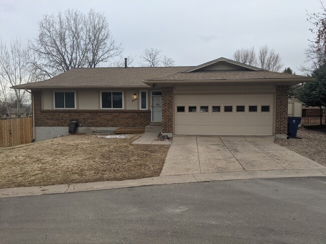 Building Photo - 2089 S Deframe St