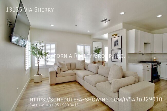 Building Photo - 13135 Via Sherry