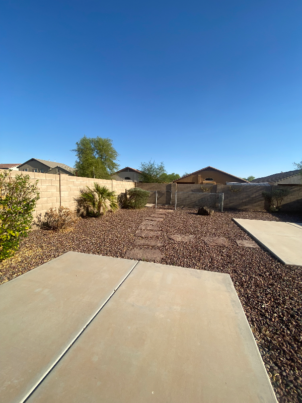 Building Photo - 40385 W Thornberry Ln
