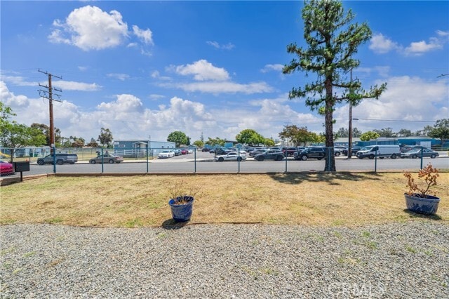 Building Photo - 1345 S Jellick Ave