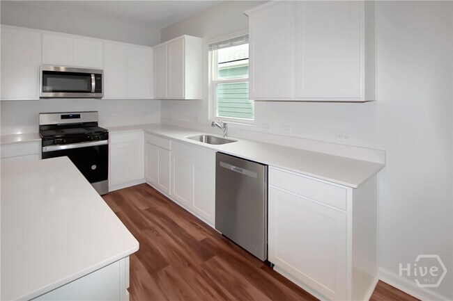 Building Photo - 99 Cambium Cir