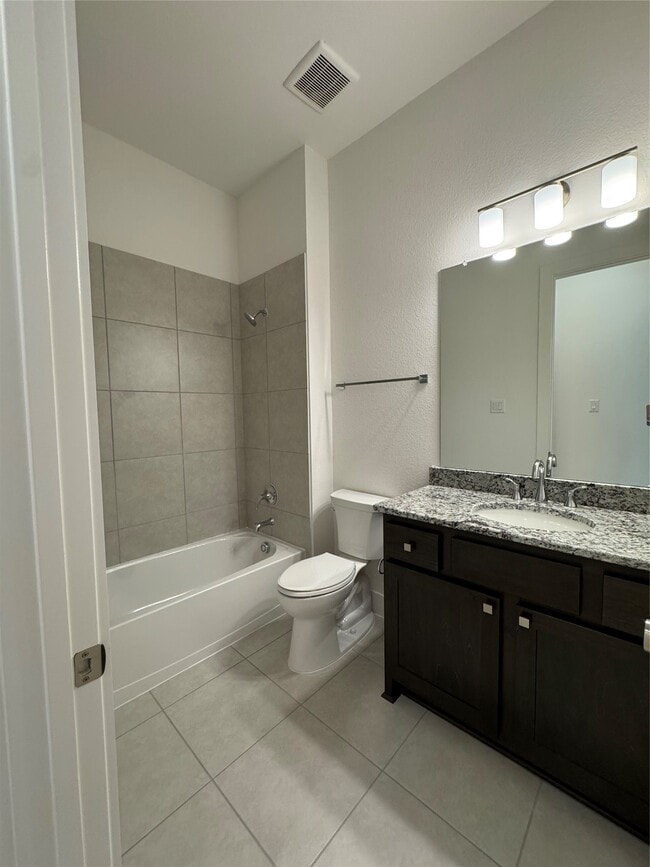 Building Photo - 7259 Stillmeadow Grv Dr