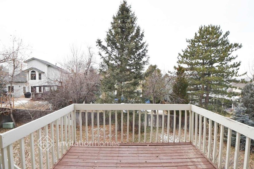 Building Photo - 1572 Beacon Hill Dr